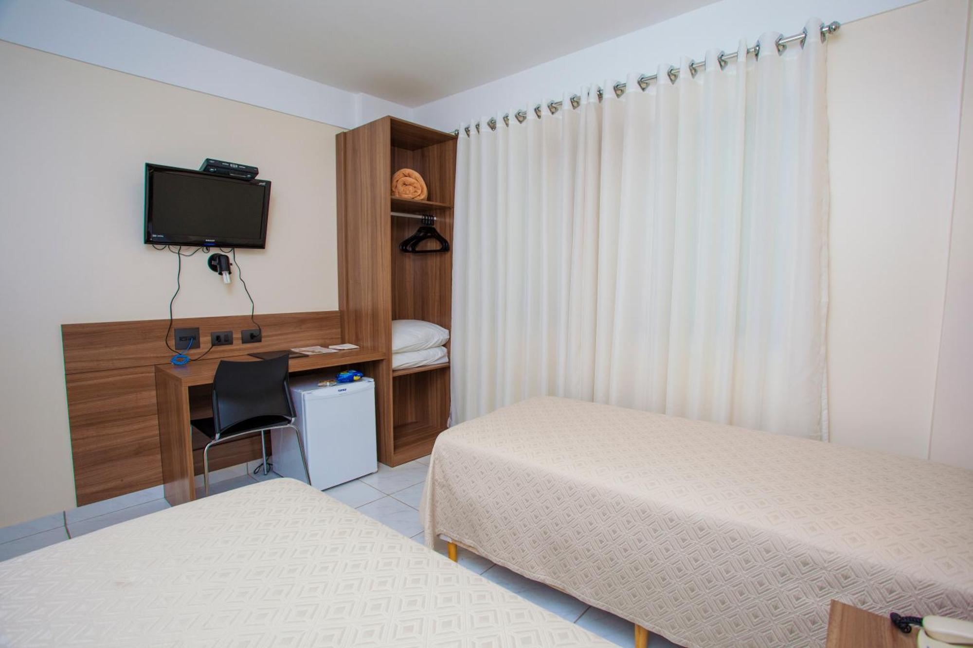 Estoril Hotel Marília Chambre photo